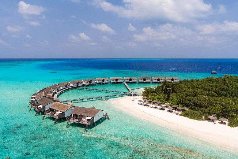 4* Maldives Beach Holiday: 7-14 Nights, Breakfast & Return Flights