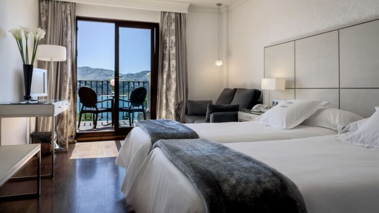 B bou Hotel La Viñuela & Spa