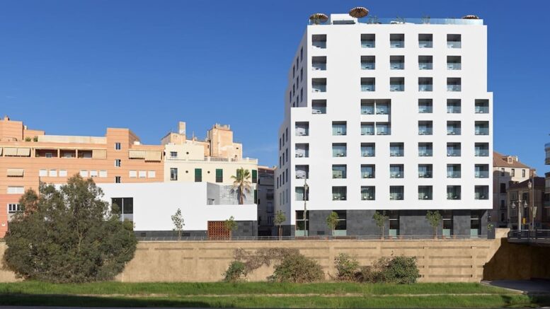 H10 Croma Malaga