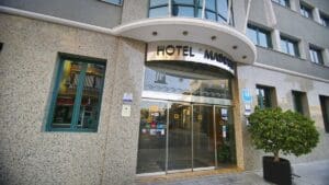 Hotel Mainake