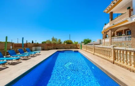 Villa Maria Isabel